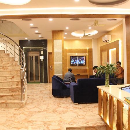 Hotel Golden Oasis - A Well Hygiene Property Paharganj Bagian luar foto