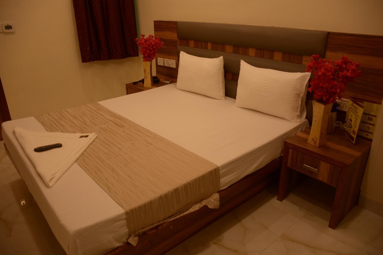 Hotel Golden Oasis - A Well Hygiene Property Paharganj Bagian luar foto