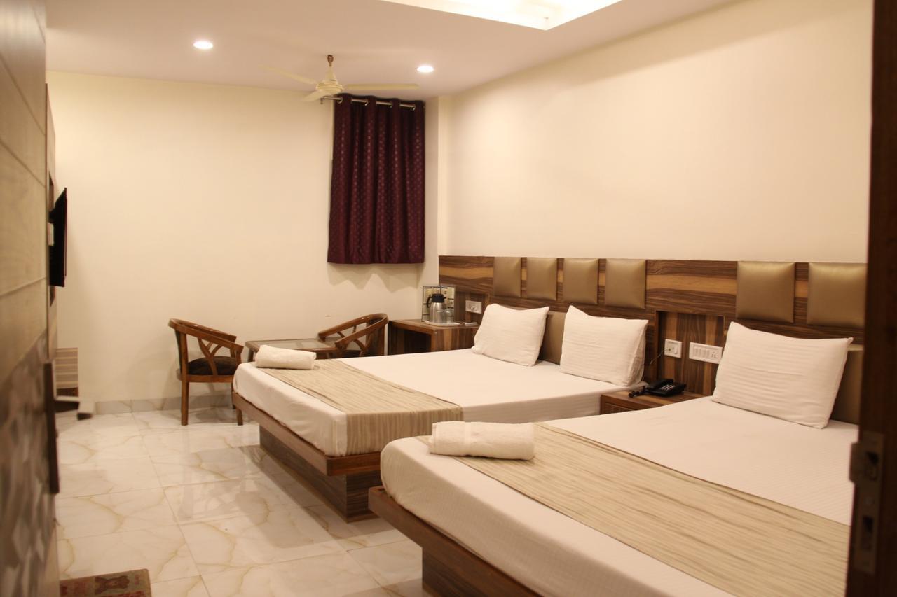 Hotel Golden Oasis - A Well Hygiene Property Paharganj Bagian luar foto